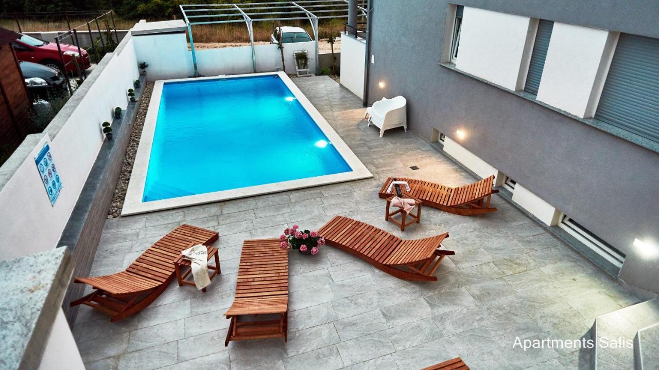Salis Apartments Vrsi Exterior foto
